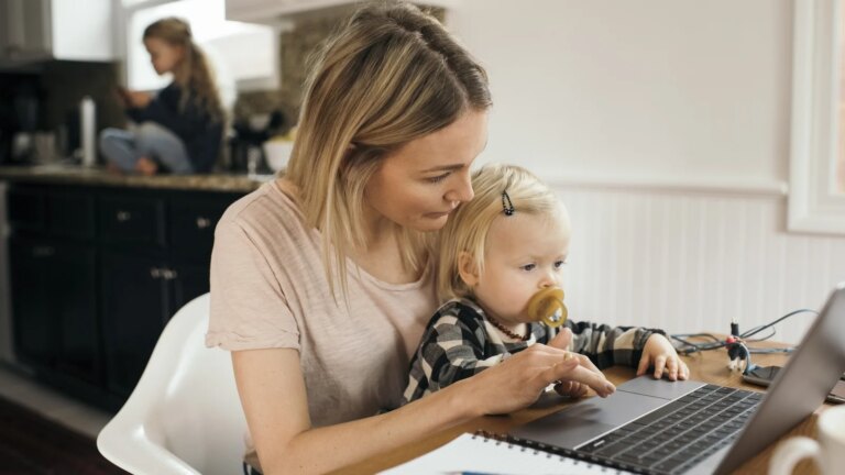 GÃ¥ tilbake pÃ¥ jobb etter matpermisjon? Tips for Ã¥ lette overgangen
    

