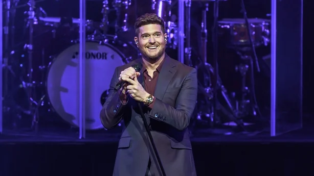 Michael BublÃ© opptrer pÃ¥ Fallsview Casino Resort 18. januar 2026 i Niagara Falls, Ontario. (Foto av Mathew Tsang/Getty Images)