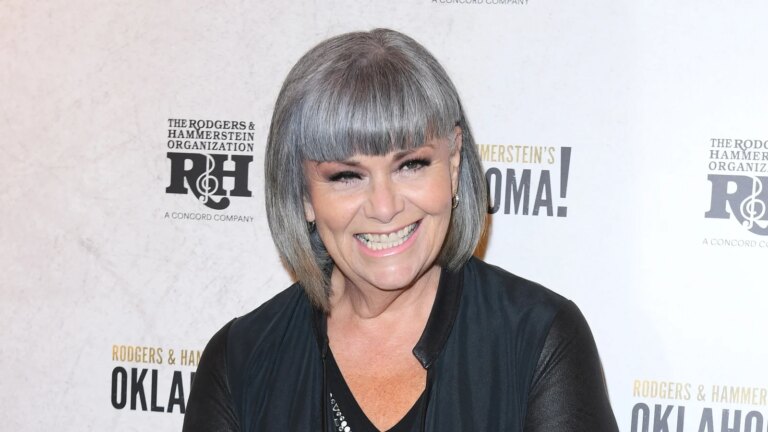Komiker og forfatter Dawn French nÃ¦rmer seg 70-Ã¥rene
    

