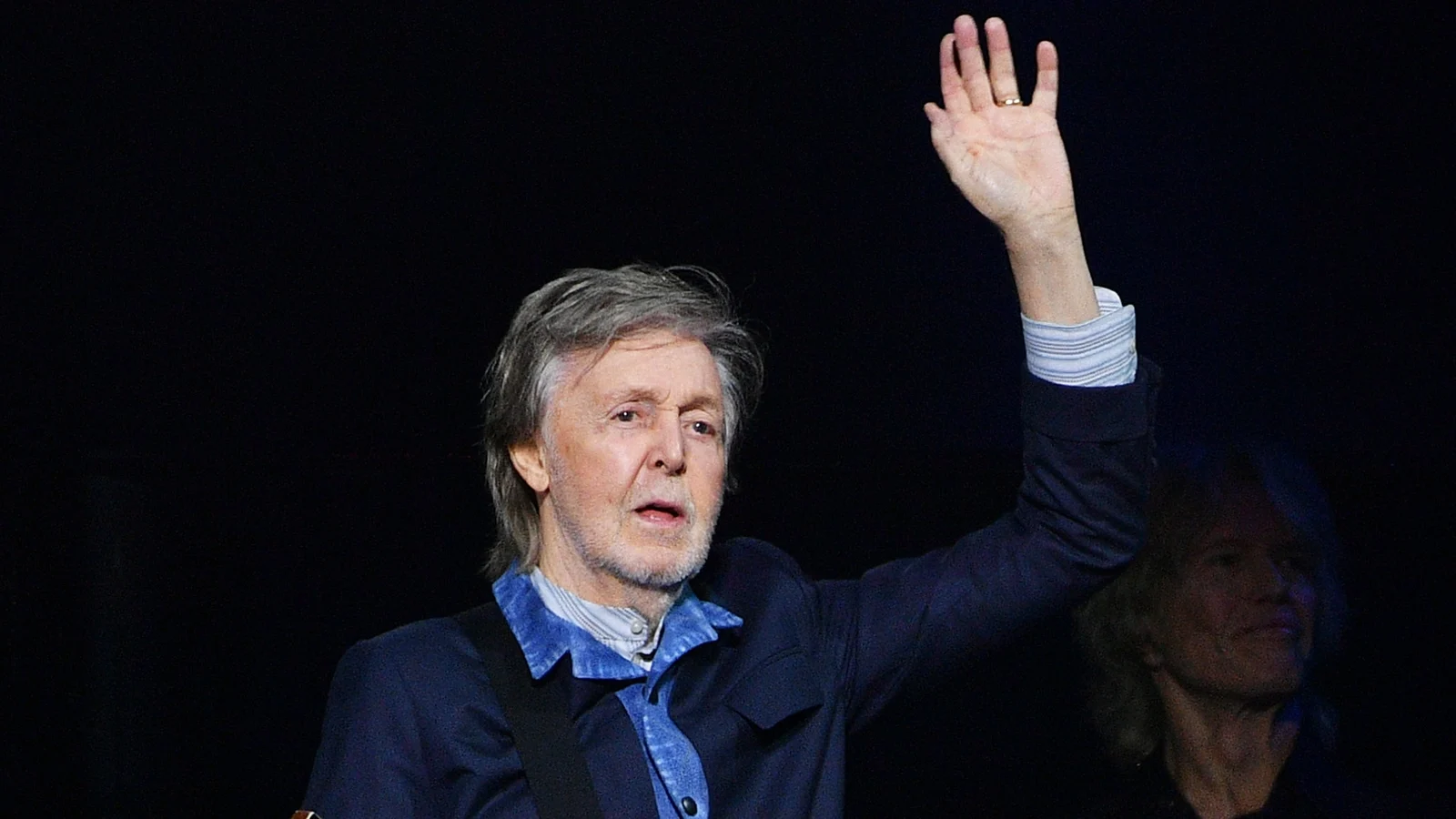 Paul McCartney sier mÃ¸tet med Elvis Presley var et "klype deg selv"-Ã¸yeblikk