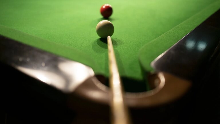 Snooker-spillshowet Big Break for Ã¥ returnere til BBC Two med Paddy McGuinness og Stephen Hendry
    

