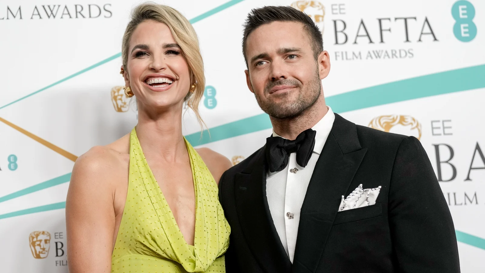 Spencer Matthews avslÃ¸rer at han og Vogue Williams vet kjÃ¸nnet til den ufÃ¸dte babyen