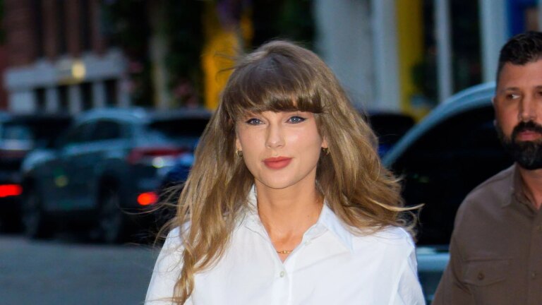 Taylor Swift sier Toy Story-sangen var "som en musikalsk avgang og Ã¥ komme hjem"
    

