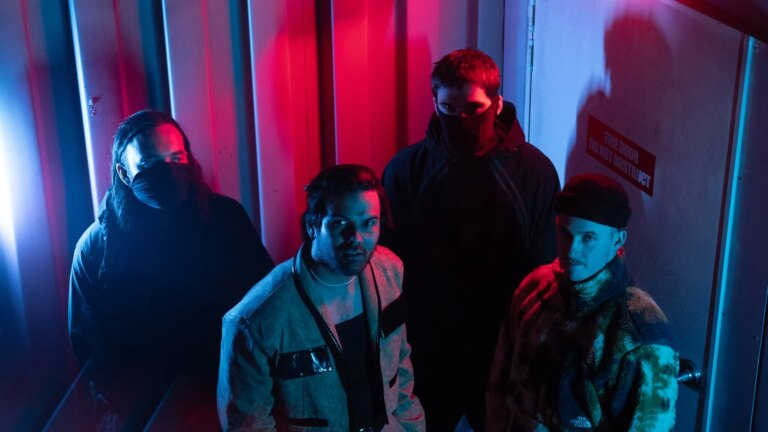 Bak musikken - Northlane
    

