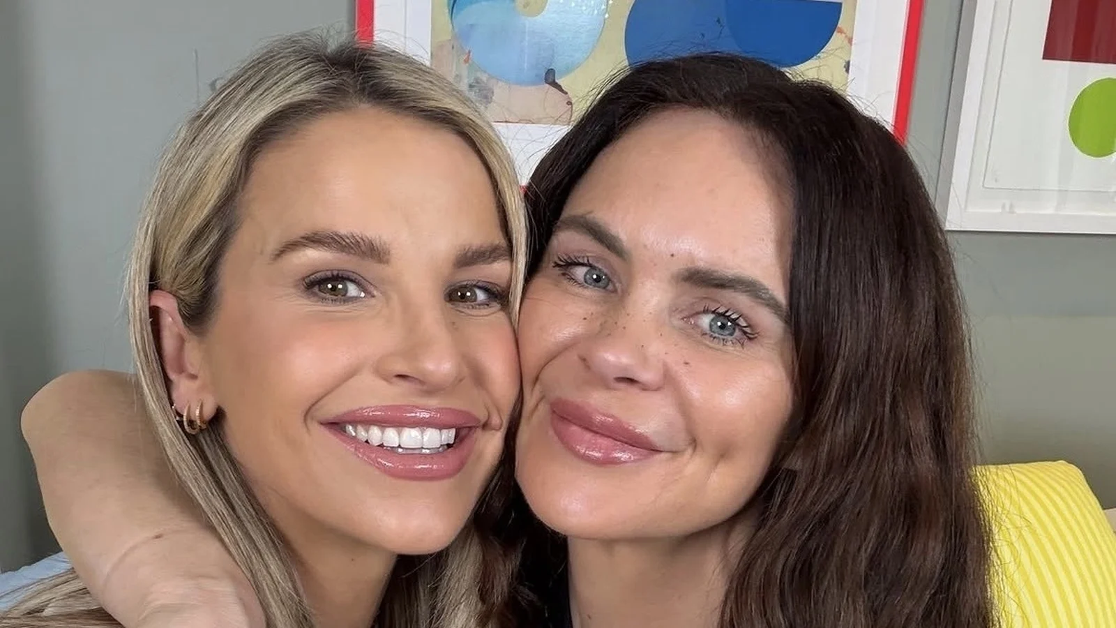 Vogue Williams: Joanne McNally "fÃ¸les som familie"