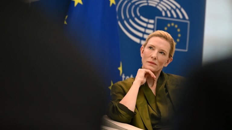Hollywood-kraftverk bringer AI-kamp til Europa
    


