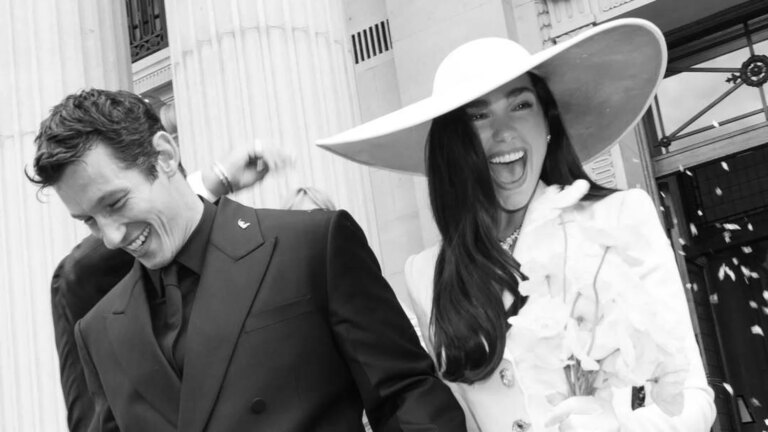 Dua Lipa deler bilder av bryllupet hennes med Callum Turner
    

