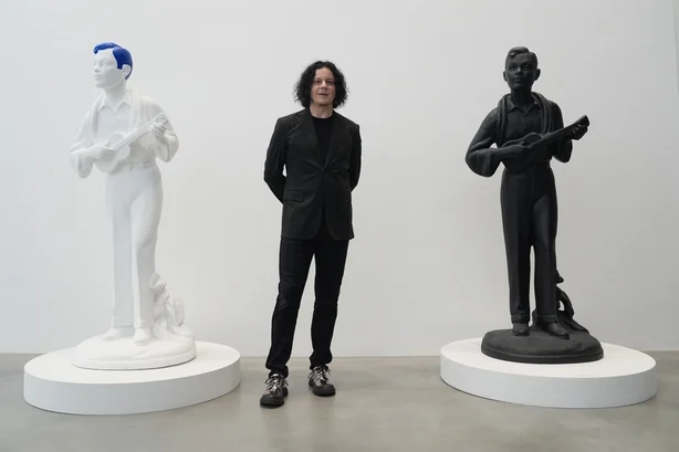 Jack White under en forhåndsvisning av utstillingen Jack White: These Thoughts May Disappear, i Newport Street Gallery, sørøst i London. Utstillingen markerer den første offentlige presentasjonen av verk av den amerikanske kunstneren og musikeren. Bildedato: torsdag 28. mai 2026. PA Foto. Fotokreditt shou