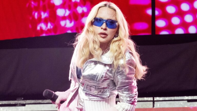 Madonna avduker en rasende kortfilm med en rekke stjerner
    

