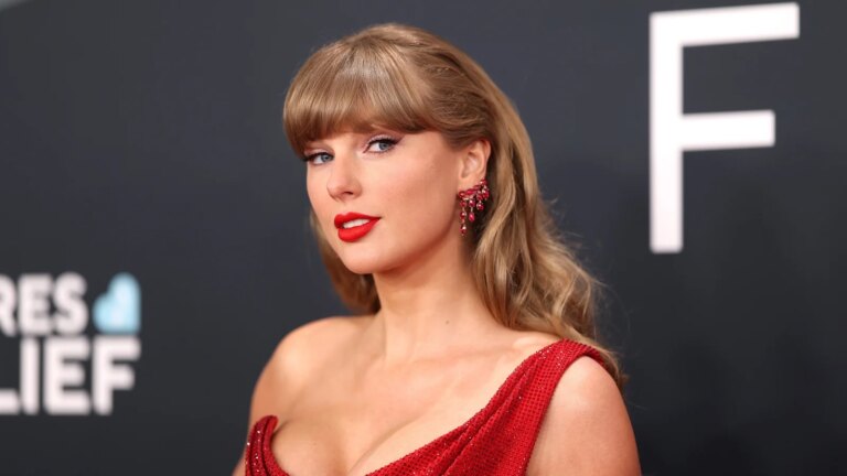 Taylor Swift bekrefter original sang for Toy Story 5: You know it!
    

