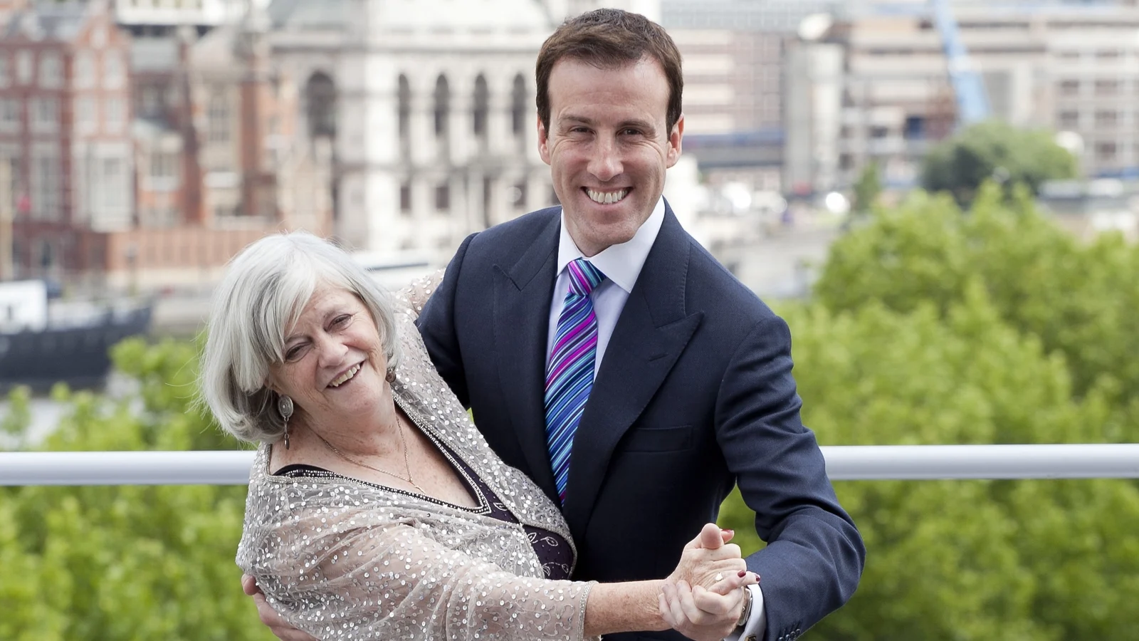 Anton Du Beke hyller den 'ekte vennen' Ann Widdecombe