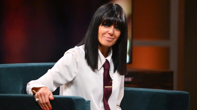 Claudia Winkleman slutter i BBC One talkshow, siden hun var "for nervÃ¸s" til Ã¥ nyte det
    

