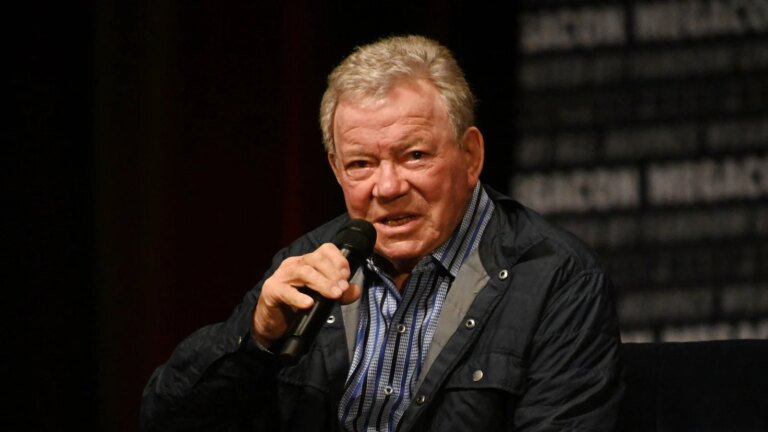 William Shatner, 95, skal debutere heavy metal-prestasjon i overraskende karrieretrekk
    

