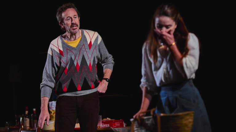 Chris O'Dowd skal spille hovedrollen i Conor McPhersons nye skuespill i Gate Theatre
    

