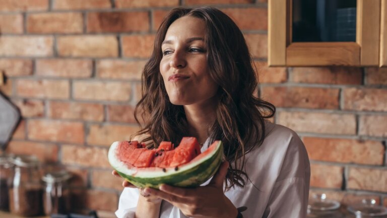 Gravid under en hetebÃ¸lge? 6 jordmorgodkjente tips for Ã¥ holde deg kjÃ¸lig
    

