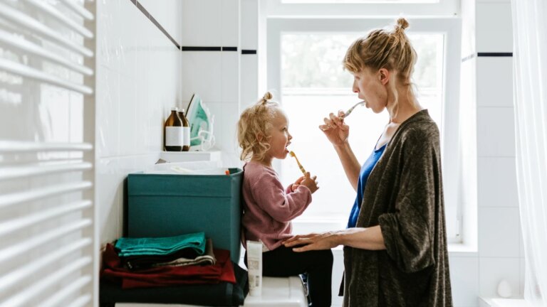 Hvordan mangel pÃ¥ rutine over sommeren pÃ¥virker barnets hjerne
    

