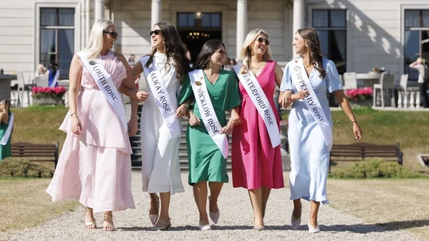 Louth Rose Chloe Moran, Galway Rose Jodie Kenny, Wicklow Rose Carolann McDonald, Waterford Rose Cara Comerford og Tipperary Rose Fiona Kennedy
