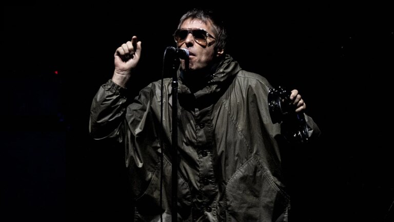 Liam Gallagher benekter ryktene fra Oasis Glastonbury med et stygt svar
    

