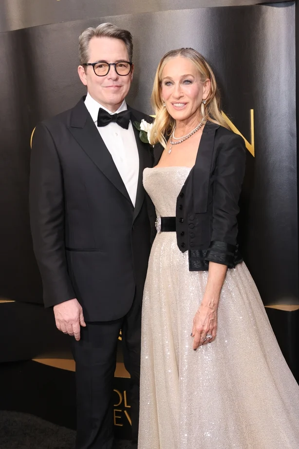 Matthew Broderick og Sarah Jessica Parker på Golden Eve: The Golden Globes hedrer Helen Mirren og Sarah Jessica Parker