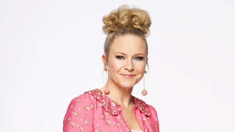 EastEnders 'Kellie Bright sier at det er "riktig tid" Ã¥ forlate sÃ¥pe etter 13 Ã¥r
    

