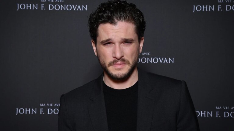 Kit Harington skal erstatte Nicholas Hoult i sesong to av TV-serien Harry Potter
    

