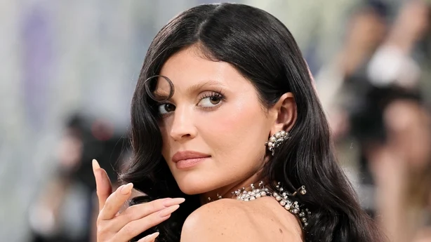 Kylie Jenner deltar på Met Gala i 2026