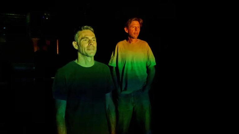 Groove Armada om hvordan Ã¥r med hÃ¸y dansemusikk skadet hÃ¸rselen deres
    

