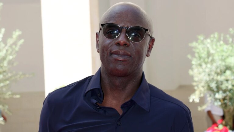 Trevor Nelson bekrefter radioretur etter hjernesvulstoperasjon
    

