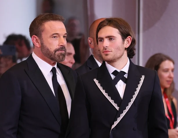 Ben Affleck og Indiana Affleck deltar på selskapets visning under den 83. Venezia internasjonale filmfestival på Sala Grande 8. september 2026. (Foto av JB Lacroix/FilmMagic)